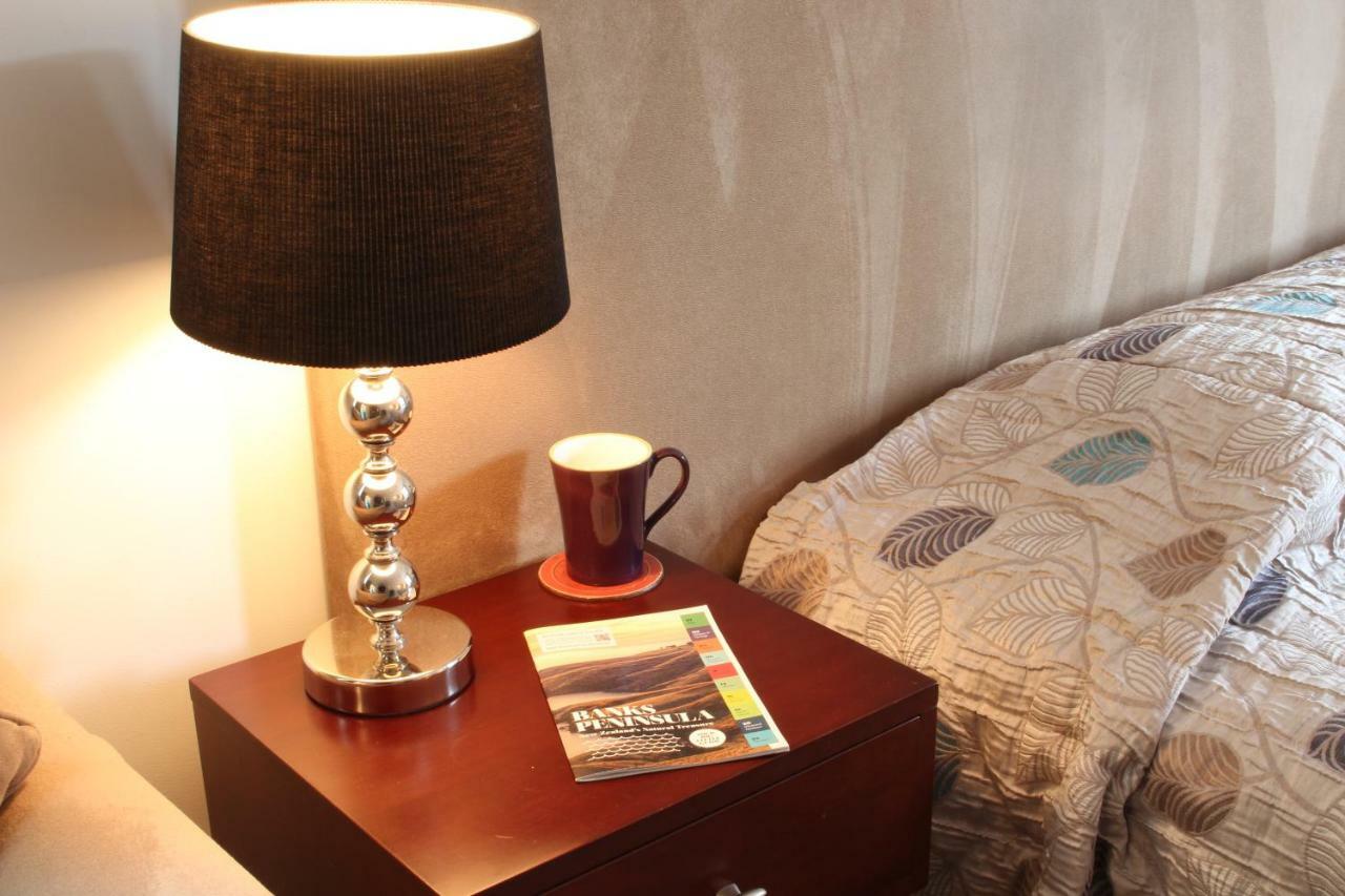 Tresori Motor Lodge Акароа Экстерьер фото